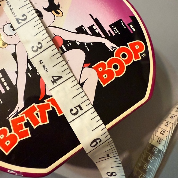 Vintage 2005 Betty Boop Round Lunch Box, In Good Condition, Great For Collectors - Picture 9 of 11